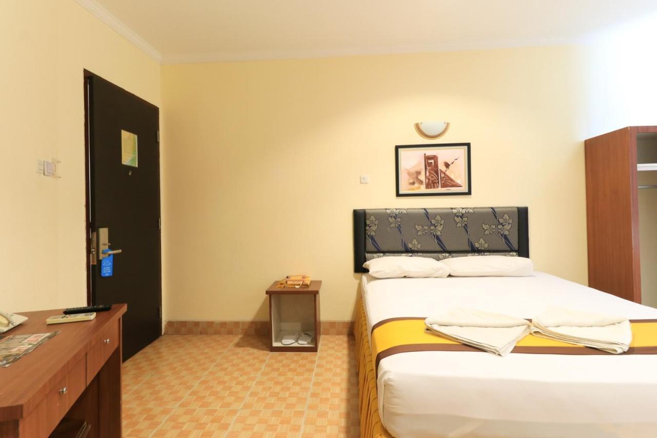 Al-Badar Hotel Syariah ماكاسار المظهر الخارجي الصورة